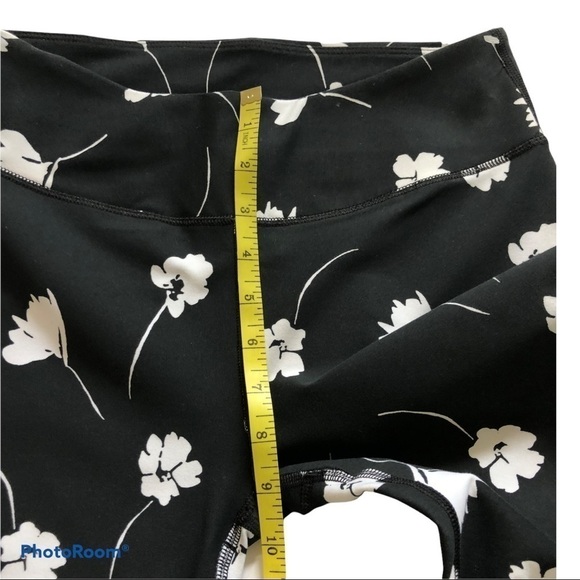 Fabletics Salar Capri Floral Printed Leggings Size S/6 - Picture 8 of 13
